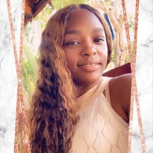 Meet your Posher, Makeisha